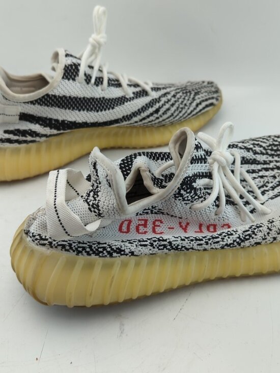 Size 12.5 - adidas Yeezy Boost 350 V2 Low Zebra main image 7
